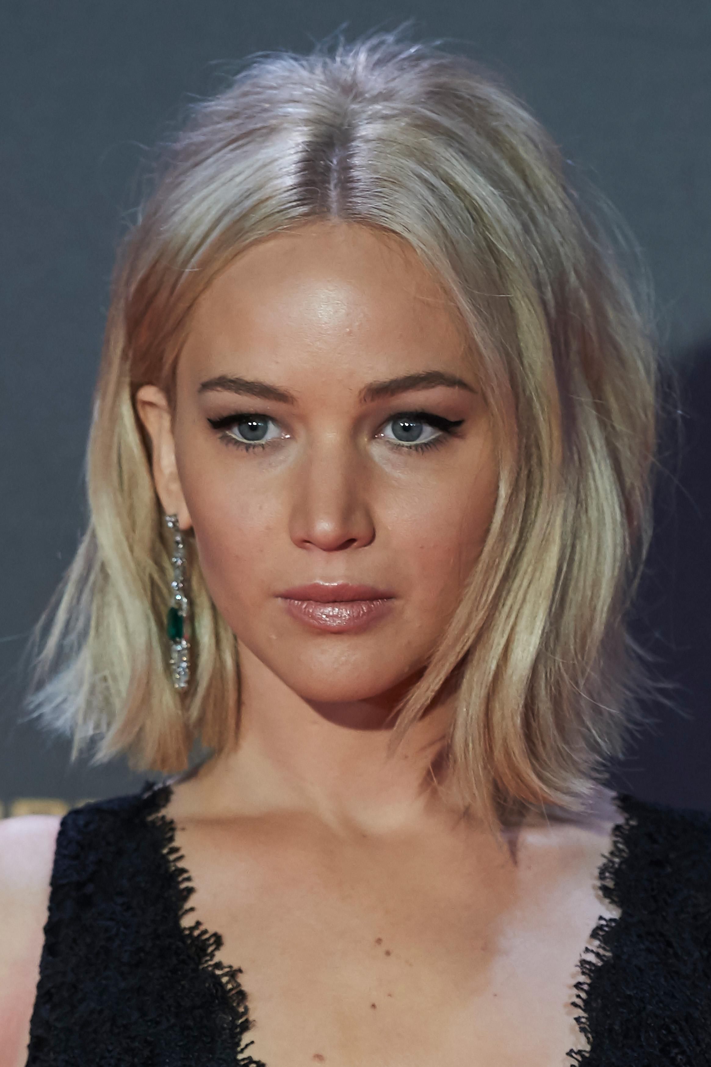 Jennifer Lawrence Layered Bob